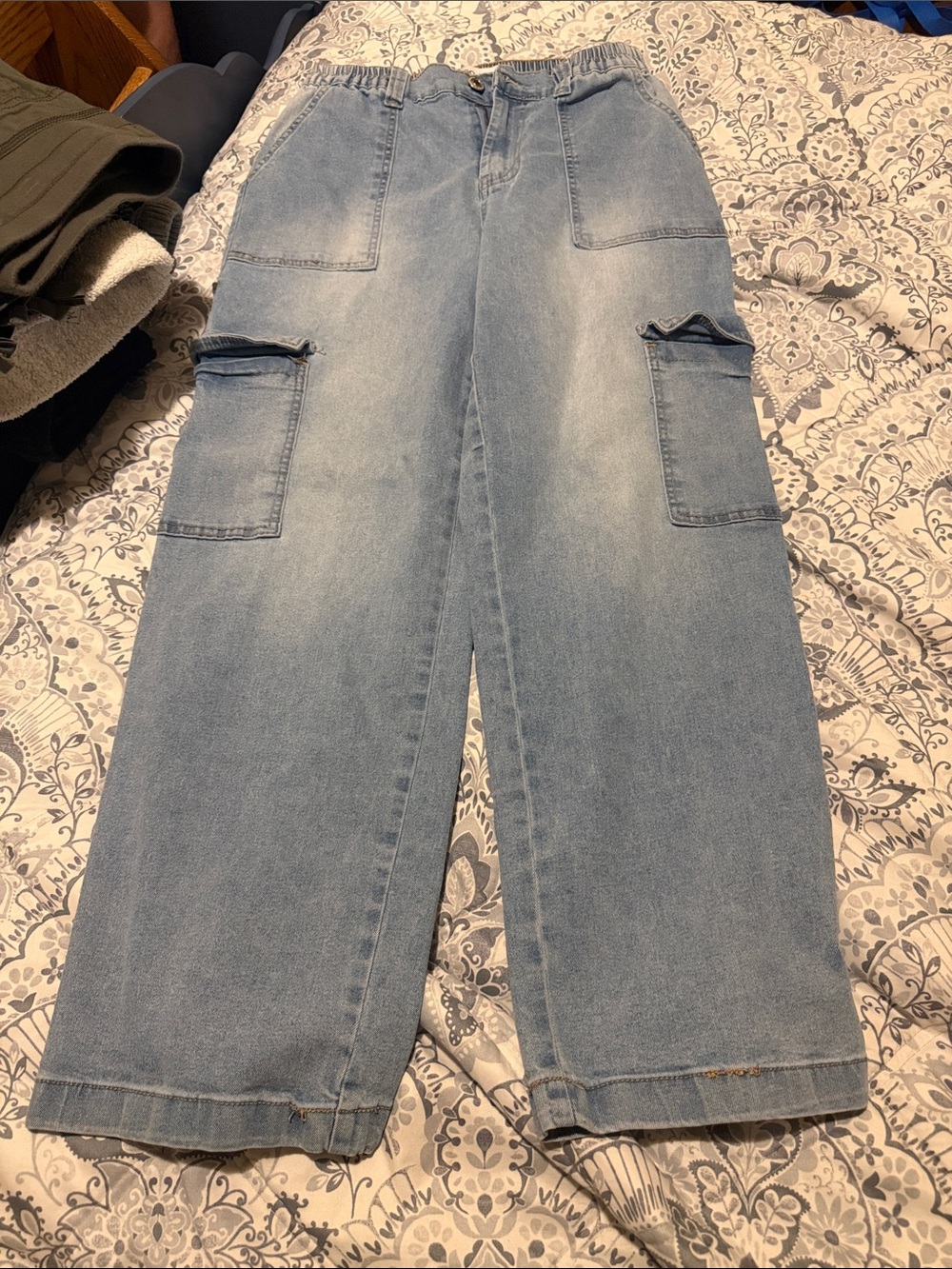 GOGO Light Blue Cropped Cargo Denim Pants